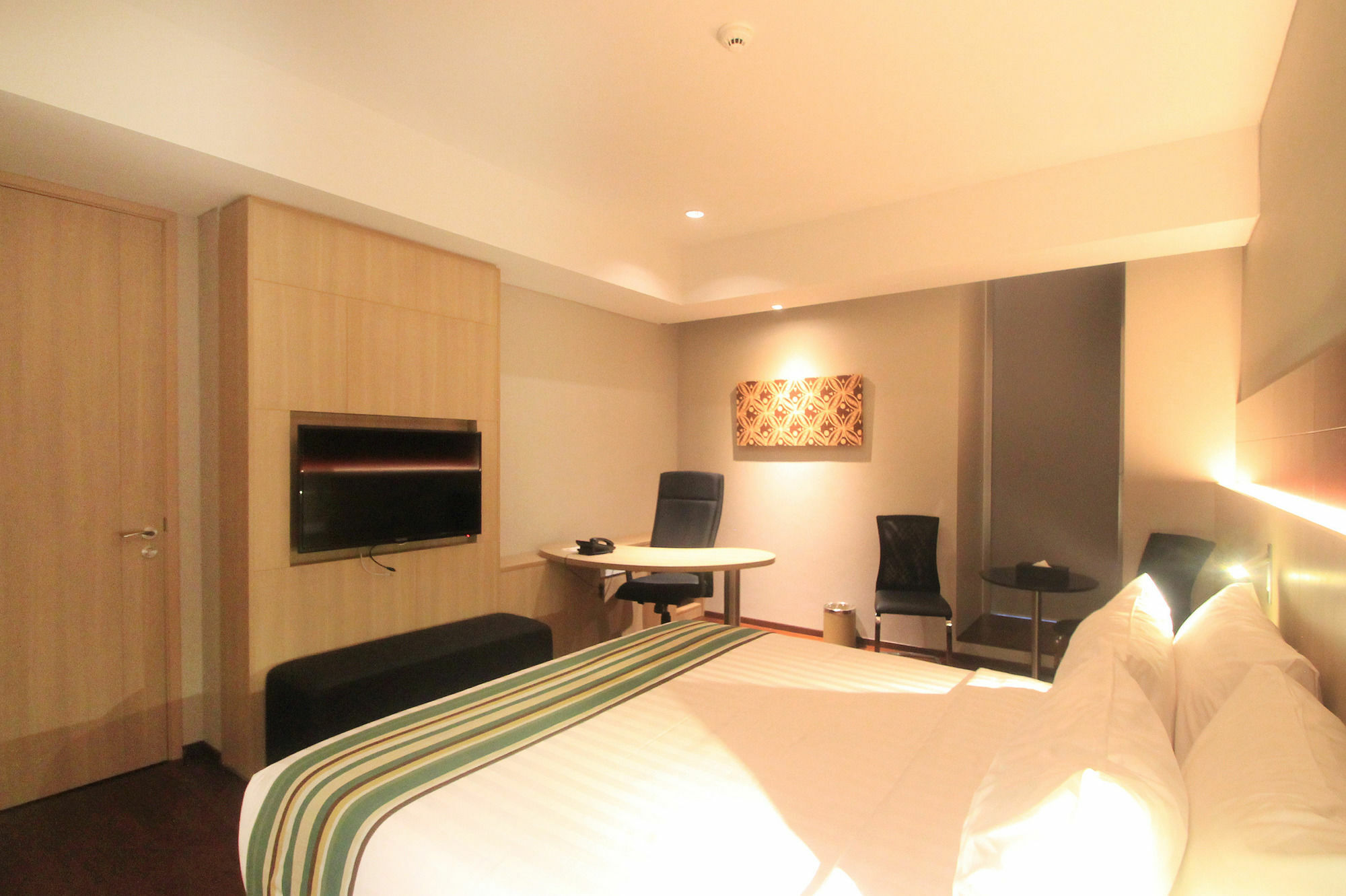 Ra Premiere Simatupang Hotel Cilandak  Exterior photo
